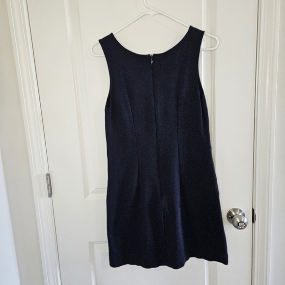 Banana Republic Navy Shift Dress size 4 with pockets above the knee tank - Picture 2 of 11
